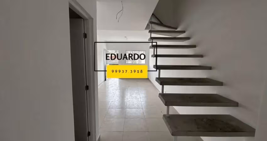 Casa em condomínio fechado com 2 quartos à venda na Rua José Lamardo, 20, Jardim Colombo, São Paulo