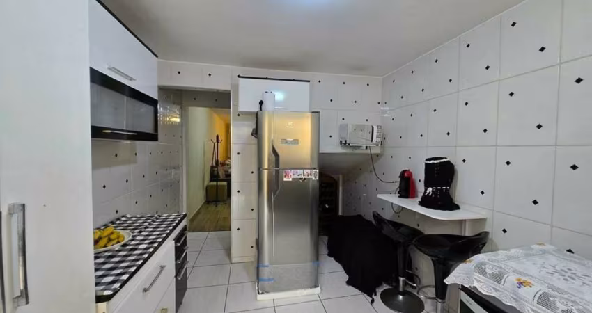 CASA na Vila Indiana 91m² 2 quartos, 2 wc, sala 2 ambientes, 1 vaga FL15