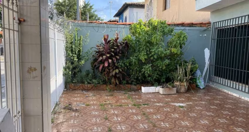 CASA TERREA ABAXO DA AVALIAÇÃOFL43