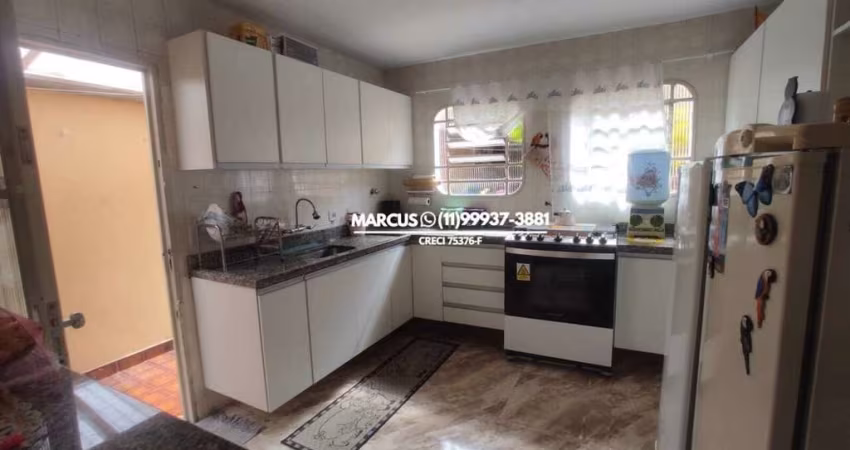 Casa no Jd. Bonfiglioli com 3 dormitórios, sendo 1 suíte, 3 vagas de garagem. FL23