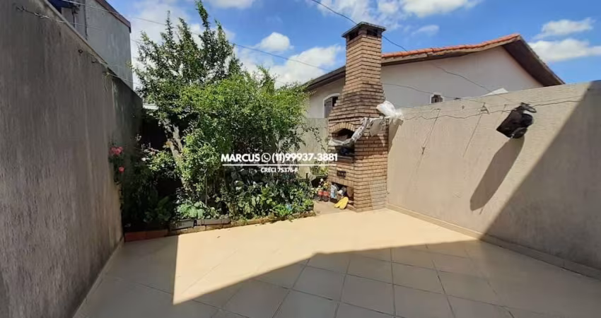 Sobrado no Jd. Bonfiglioli com 3 suítes, 3 vagas, quintal. FL23
