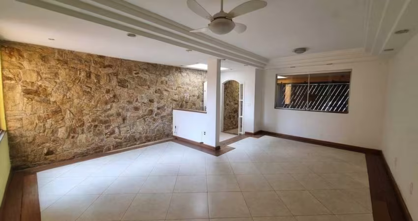 CASA com 3 Quartos 1 Suíte à venda, 125m² - Jardim Ester FL15