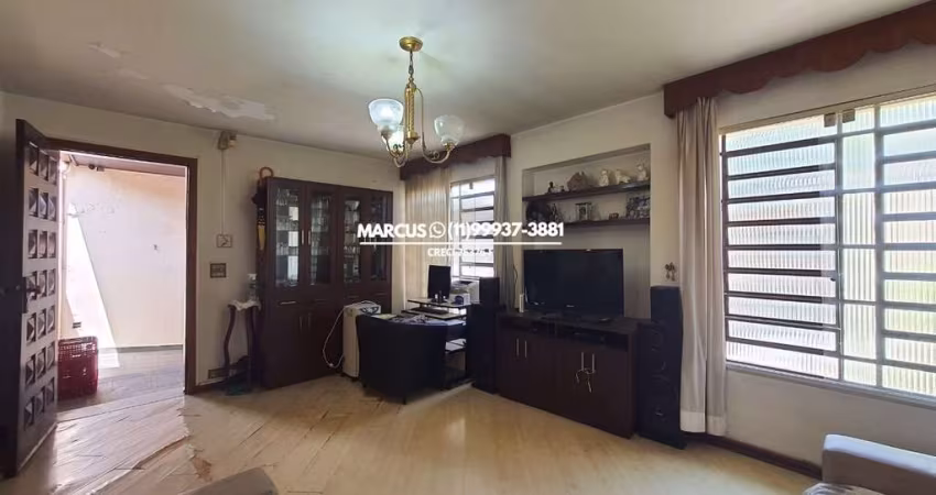 Casa térrea no Jd. Bonfiglioli com 3 dormitórios, sendo uma suíte e 4 vagas de garagem. FL23
