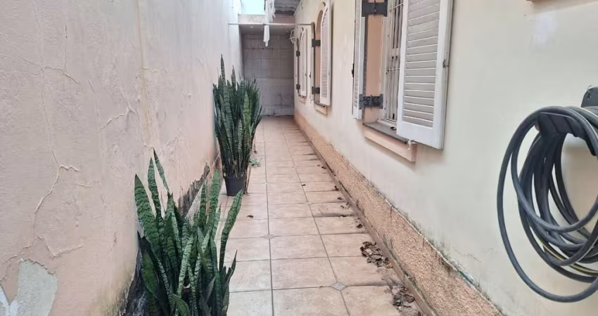 Casa Térrea Vila Gomes: 3 dormitórios, 2 vagas