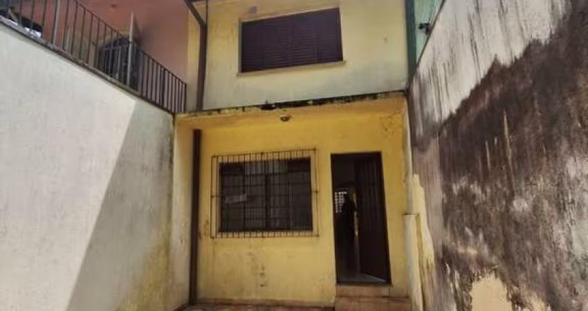 SOBRADO COM 2 DORMITORIOS FL26