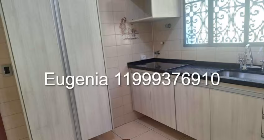 Sobrado Vila Sônia: 3 dormitórios, 2 vagas