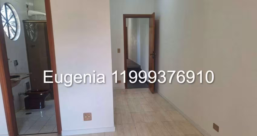 Sobrado Vila Sônia: 3 dormitórios, 2 vagas