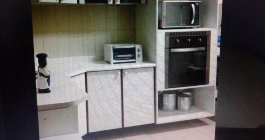 Casa em condomínio fechado com 4 quartos à venda na Rua Frei Claude Alberville, 582, Jardim João XXIII, São Paulo