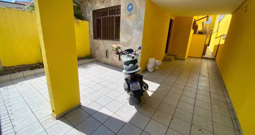 Casa térrea no Butantã ,2 Quartos,3 vagas,quintal. FL13