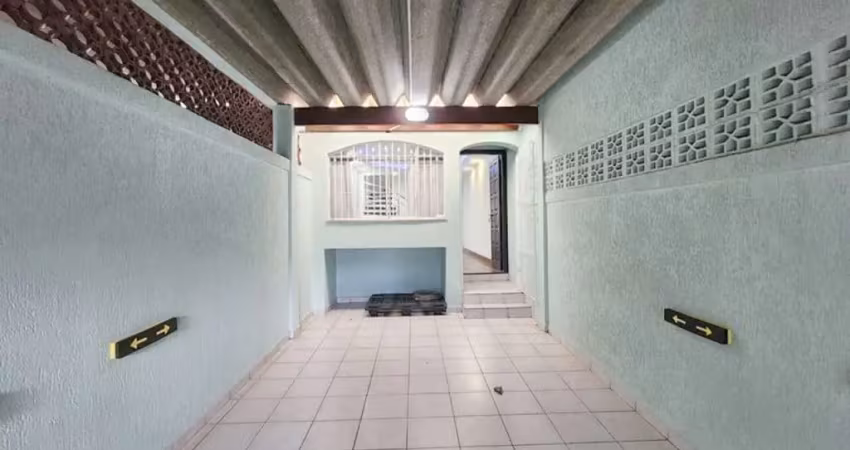 Casa em condomínio fechado com 3 quartos à venda na Avenida Diogo de Azevedo, 321, Vila Antônio, São Paulo