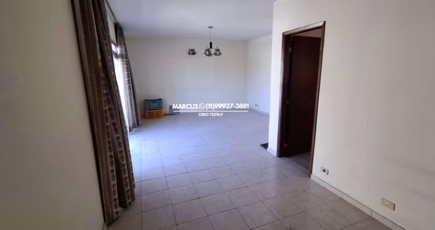 CASA TÉRREA NO JD. ROLINÓPOLIS C/ 3 QUARTOS, 3 VAGAS COBERTAS, EDÍCULA, QUINTAL.  FL23