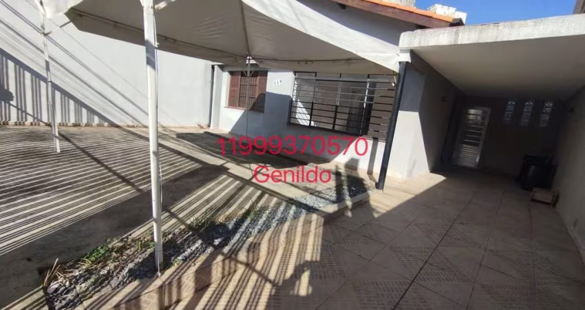 CASA COM 2 QUARTOS 2 VAGAS  QUINTAL PRÓXIMO DO METRO FL55