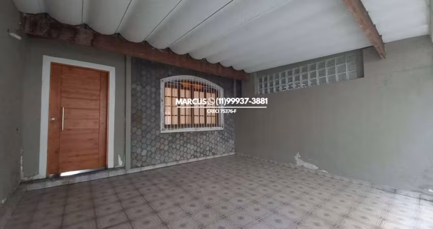 Casa térrea com 3 quartos, sendo 1 com suíte, 2 vagas de garagem. FL23