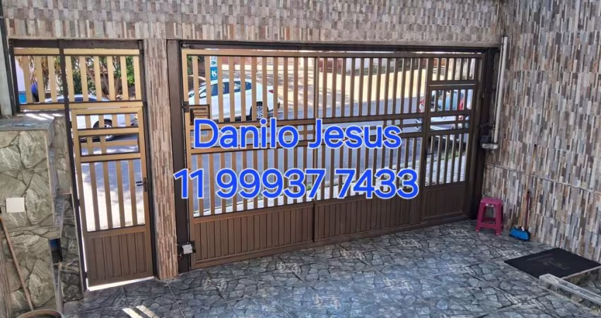 Casa com 2 suítes, quintal,  edicula e 1 vagae entradacompartilhada.  FL51