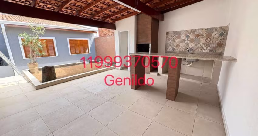 CASA COM 3 QUARTOS 3 2 SUITES MEZANINO QUINTAL ESCRITÓRIO FÁCIL ACESSO AO METRO FL55