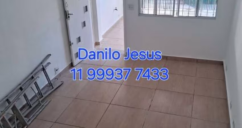Casa com 3 dormitórios, 2 vagas e edicula. FL51