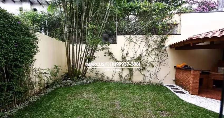 Casa à venda no Morumbi com 4 quartos, sendo 2 suítes, e 5 banheiros no total, 5 vagas. FL23