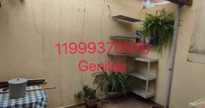 CASA  RUA SEM SAÍDA 2 QUARTOS 1 VAGA QUINTAL FACIL ACESSO AO METRO ACEITA PET FL55