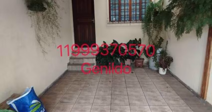CASA  RUA SEM SAÍDA 2 QUARTOS 1 VAGA QUINTAL FACIL ACESSO AO METRO ACEITA PET FL55