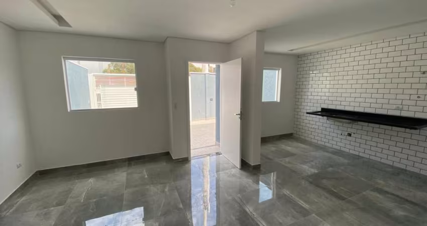 Sobrado de 80m² no Jardim Ester - 2 Suítes e 3 Vagas, FL28
