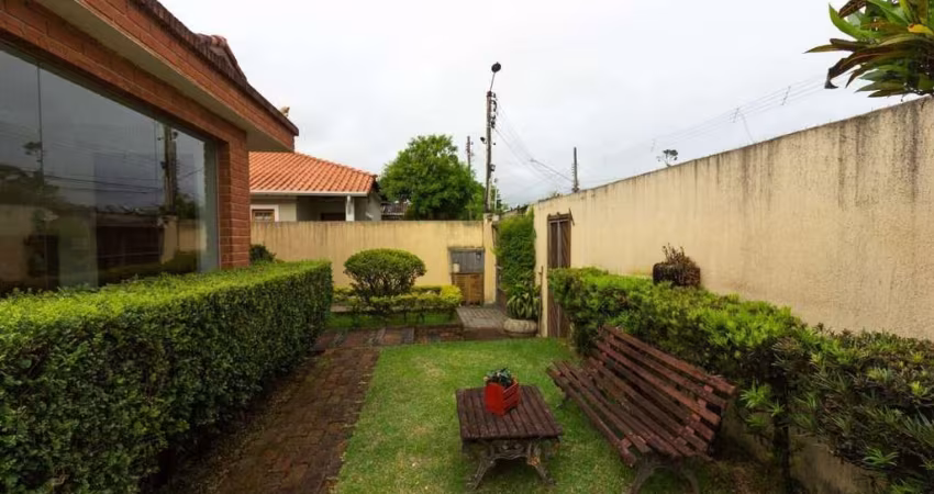 Casa Térrea 300m² no Parque da Previdência - 2 Suítes e 8 Vagas, FL28