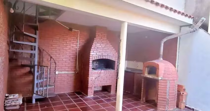 Sobrado 3 quartos 1 suíte 2 vagas no Butantã
