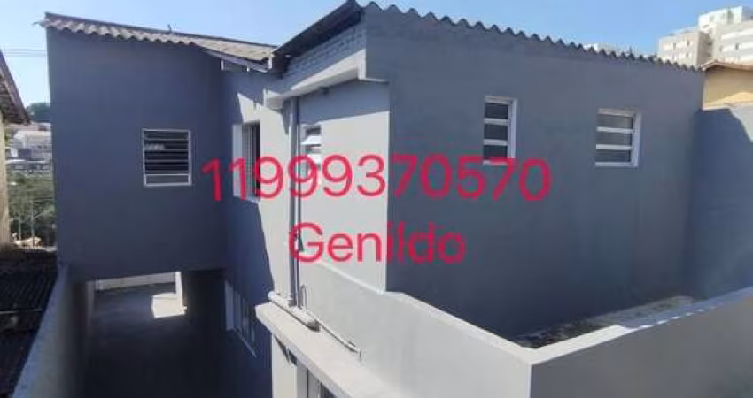 CASA 3 QUARTOS 1 SUITE MASTER  EDICULA COM COZINHA 6 VAGAS FÁCIL ACESSO AO METRO ACEITA PET FL55