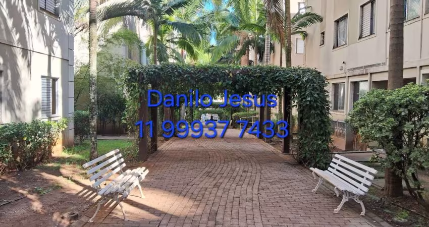 Apartamento com 3 dormitórios, e 1 vaga. FL51