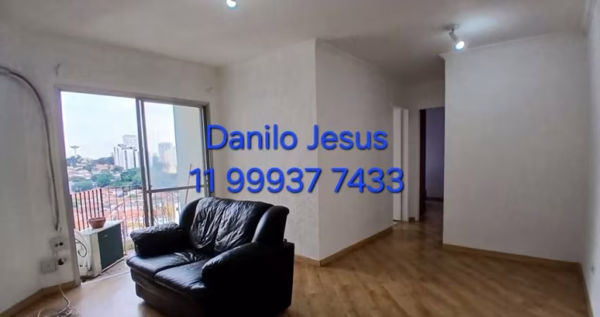 Apartamento com 2 dormitórios e 1 vaga. FL51