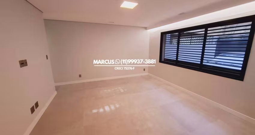 Casa à Venda no Jd. Peri Peri ? 3 Quartos, 2 Vagas, Quintal. FL23