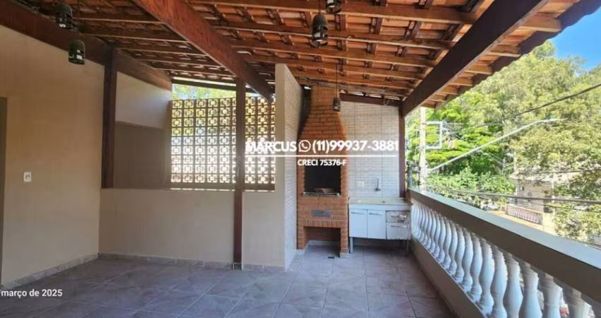 Casa à Venda no Butantã ? 3 quartos (1 Suíte), Planejados e Garagem Coberta! FL23