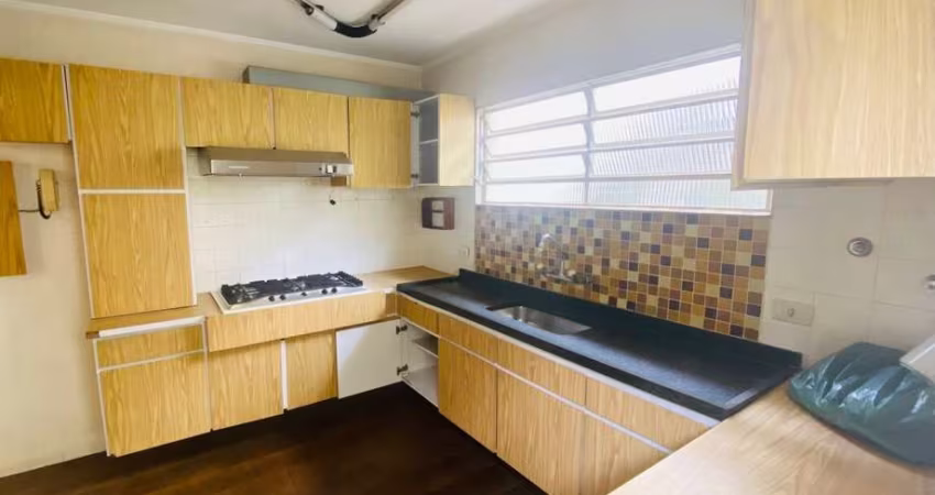 Sobrado 3 quartos 1 suíte 3 vagas e Edícula no Bonfiglioli / Butantã.  FL64