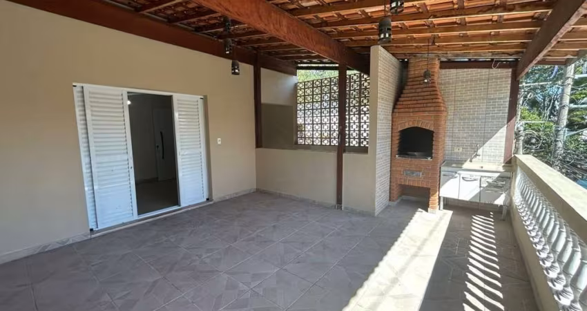 EXCELENTE CASA TERREA ASSOBRADA, 4 VAGAS FL37