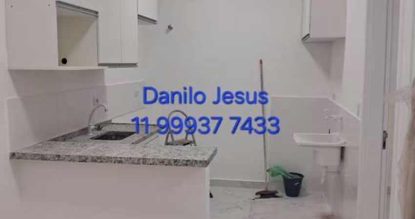 Casa com 1 dormitório e 1 banheiro. FL51