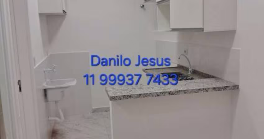 Casa com 1 dormitório e 1 banheiro.  FL51