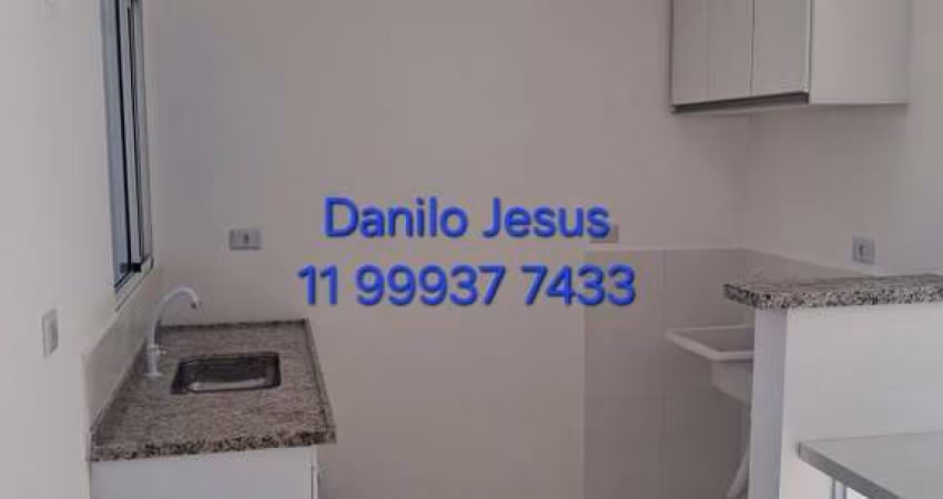 Casa com 1 dormitório e 1 banheiro. FL51