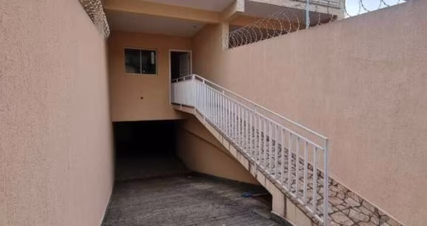Casa com 3 quartos, 2 vagas - FL35