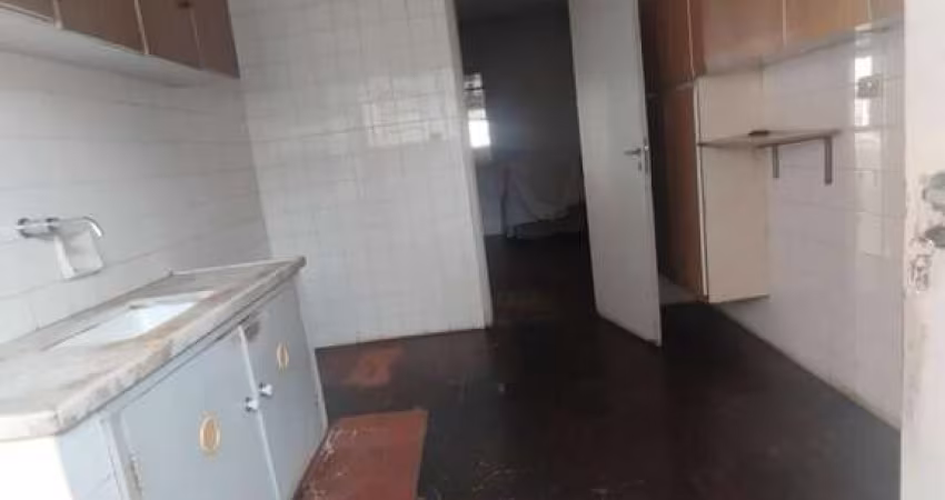 Casa com 3 quartos para alugar na Rua Isaura Christiano de Souza, 118, Jardim Ester Yolanda, São Paulo
