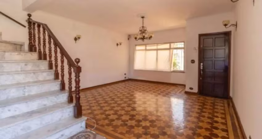 Sobrado para alugar proximo ao Assai Atacadista. FL46