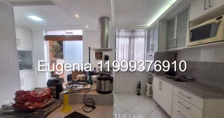 Sobrado Butantã: 3 dormitórios, 4 vagas, piscina