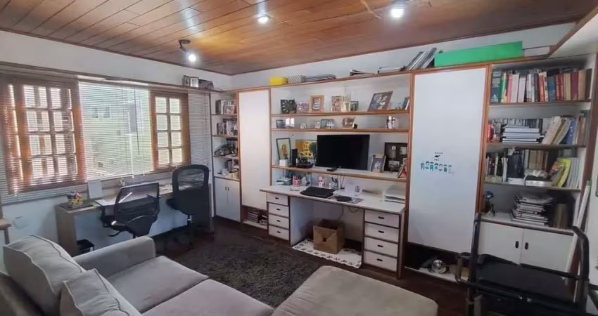 SOBRADO CONDOMÍNIO 3 QUARTOS, 3 BANHEIROS, 2 VAGAS - JARDIM BONFIIGLIOLI