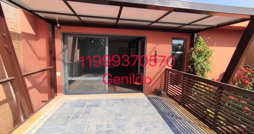 Sobrado semi mobiliado  com 3 quartos sendo 1 suite varanda salao   proximo do metro fl55