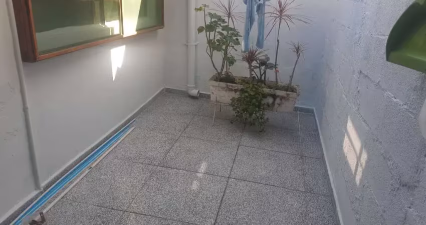 Casa em condomínio fechado com 3 quartos para alugar na Rua Umuarama, 112, Conceição, Osasco