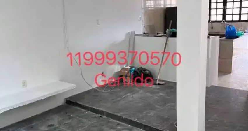 Sobrado 3 quartos 1 suite 1 vagas quintal compartilhado próximo do metro próximo da usp fl55
