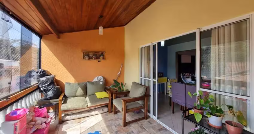 Venda casa assobradada 130m²  01(súite) 03 (vagas de garagens) - fl38