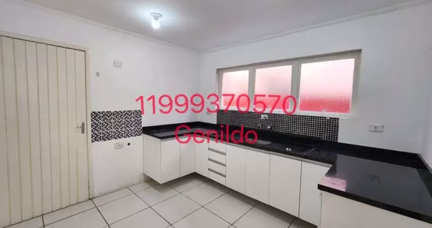 Sobrado em condomínio com 3 quartos 1 suite 2 vagas  3 banheiros portaria 24 horas quadra fl55