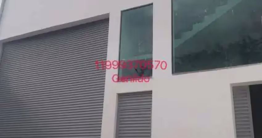 Galpão  a 100m do metro com 600m2 sendo 300 em cima e 300 em baixo 4 vagas 4 banheiros elevador fl55