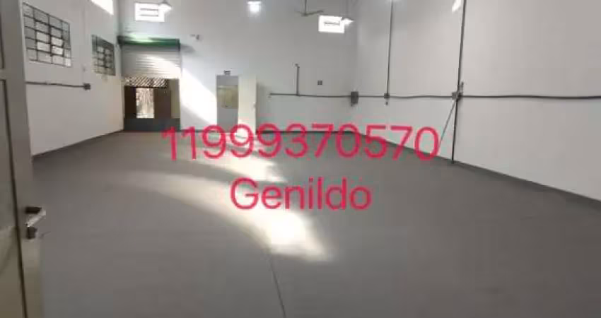 Galpão com 300m2 pe direito alto 4 vagas escritório copa 4  banheiros a 100 m da raposo tavares fl55