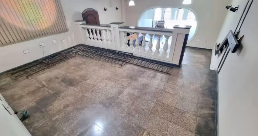 Casa comercial 8 salas com edicula e piscina prox. metro fl48