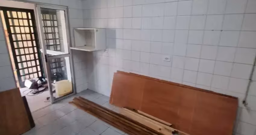 Casa em condomínio fechado com 3 quartos para alugar na Rua Padre Luís Yeber, 8349, Vila São Luís(Zona Oeste), São Paulo